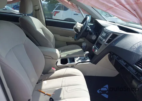 2014 Subaru Outback 2.5I из США, поврежденный, VIN 4S4BRBAC9E3255976